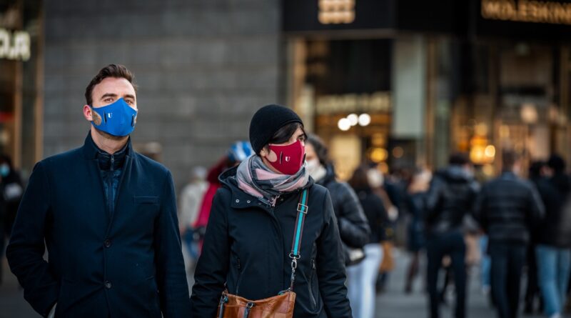 Quais cuidados ter em viagens mesmo depois de ter tomado as duas doses da vacina